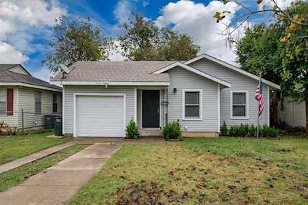 4905 MERIDA Avenue Fort Worth, TX 76115