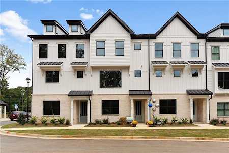 3167 Kincaid Dr Decatur, GA 30033
