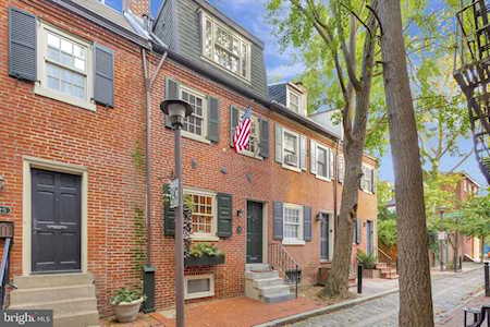 1223 Panama St Philadelphia, PA 19107