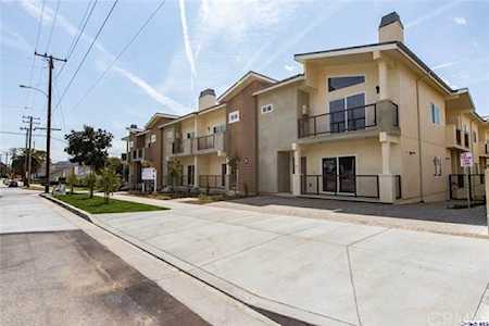 2454 Montrose Avenue #9 Montrose, CA 91020