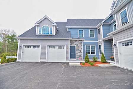 1 Roseland St #B4 Foxboro, MA 02035