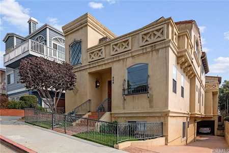 664 3rd Street Hermosa Beach, CA 90254