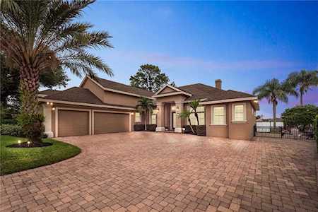 6135 Linneal Beach Dr Apopka, FL 32703