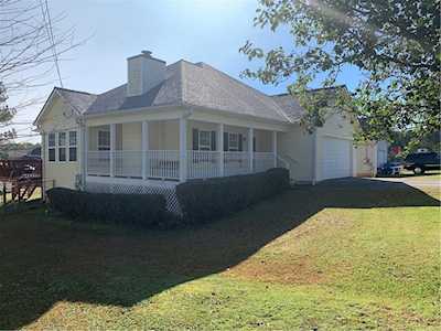 205 Hunt Club Circle Temple, GA 30179