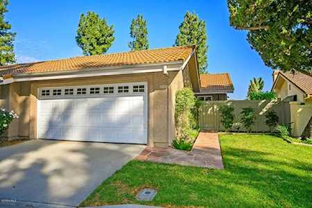 180 Conifer Circle Oak Park, CA 91377
