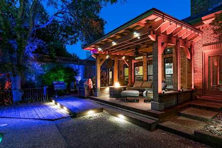 14913 Oaks North Drive Addison, TX 75254