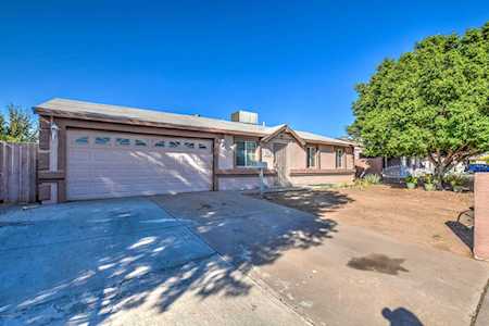 8114 W Fairmount Avenue Phoenix, AZ 85033