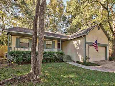 582 Round Table Place Tallahassee, FL 32301