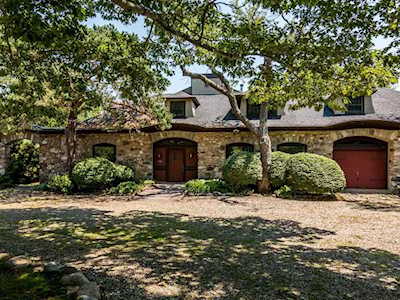 14 Fort Hill Avenue Gloucester, MA 01930