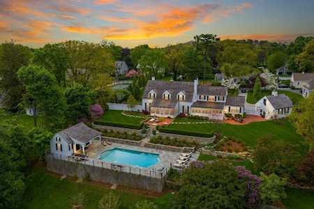 17 Cole Rd Hingham, MA 02043