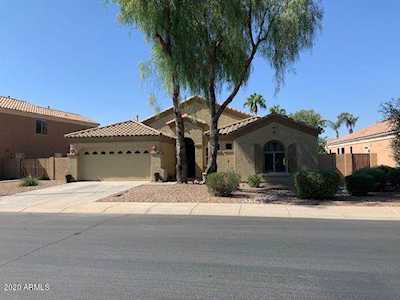 3824 S Wayne Drive Chandler, AZ 85286