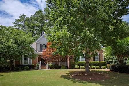 825 Colonial Ln Alpharetta, GA 30004