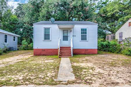 2234 Cambridge Ave North Charleston, SC 29405