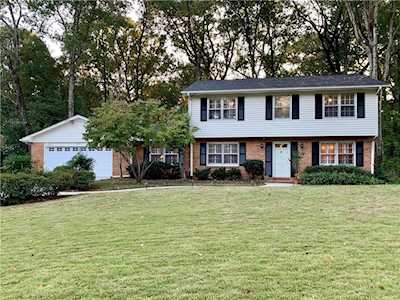 5510 N Peachtree Rd Dunwoody, GA 30338