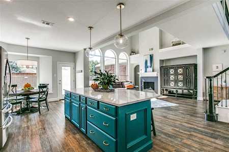 411 Sodbury Court Roanoke, TX 76262