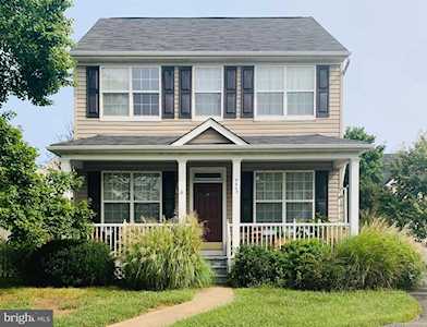 9863 Airedale Ct Bristow, VA 20136