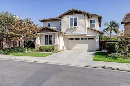 2300 Sarah Court Signal Hill, CA 90755