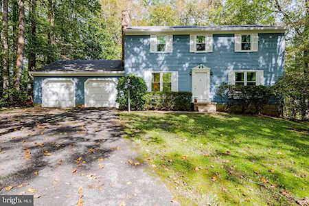 1736 Thistle Ct Gambrills, MD 21054
