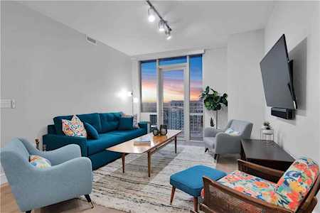 222 West Ave #1712 Austin, TX 78701