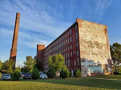 52 Lawrence Dr #416 Lowell, MA 01854