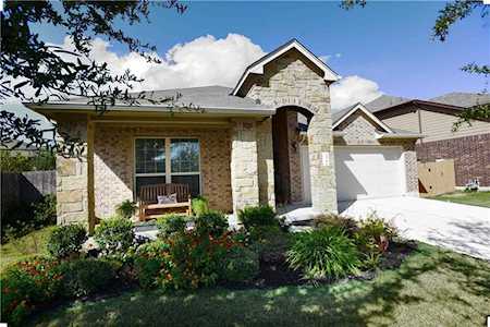 254 Joy Hollow DR Buda, TX 78610
