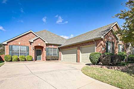 5447 Brazoria Drive Grand Prairie, TX 75052