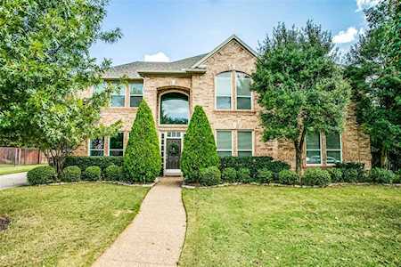 215 Canyon Lake Drive Southlake, TX 76092