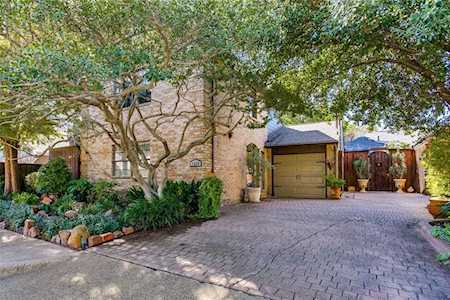 1559 McCoy Street Dallas, TX 75204