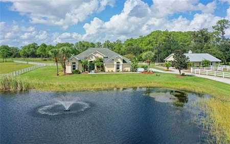 7310 201st St E Bradenton, FL 34202
