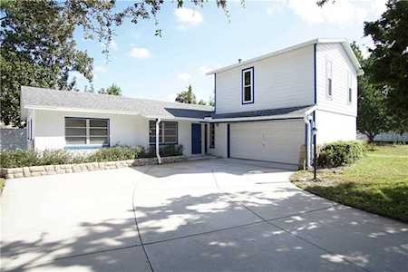 8219 128th St Seminole, FL 33776