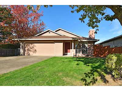 12709 SE Main St Portland, OR 97233