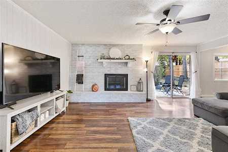 5612 Woodhollow Drive Arlington, TX 76016