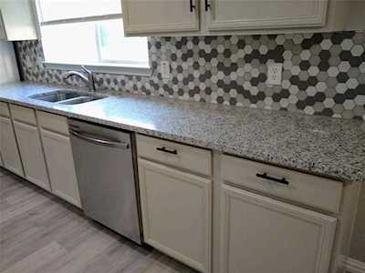 5264 Chessie Circle Haltom City, TX 76137