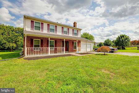 10203 Pine Meadows Ln Upper Marlboro, MD 20772