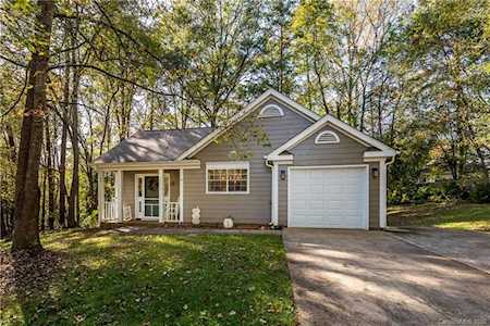 402 Glenora Dr Huntersville, NC 28078