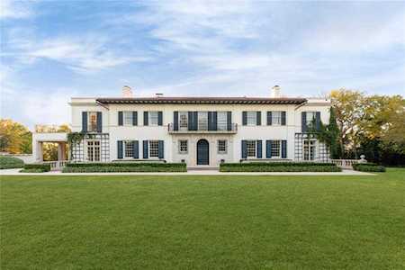 1100 Broad Avenue Fort Worth, TX 76107