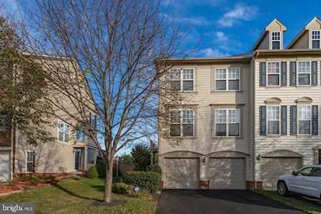 9221 Cascade Falls Dr Bristow, VA 20136
