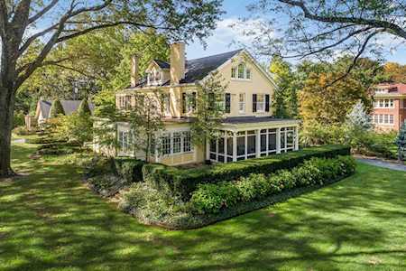 2299 Commonwealth Park Bexley, OH 43209