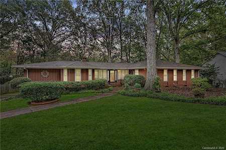 6619 Burlwood Rd Charlotte, NC 28211
