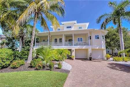 1308 Eagle Run Dr Sanibel, FL 33957