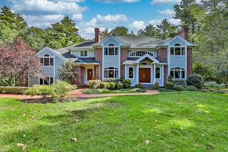 13 Forest Lane Boxford, MA 01921