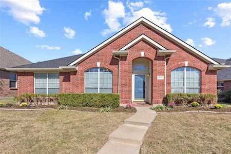 1541 Creek Springs Drive Allen, TX 75002