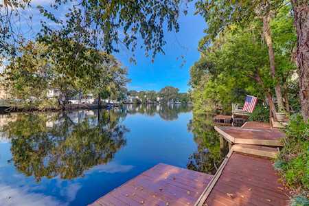 753 Lake Frances Dr Charleston, SC 29412