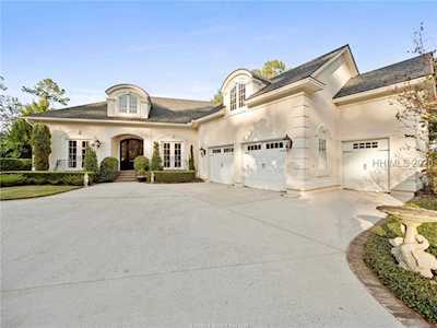 2 Laurel Spring Rd Bluffton, SC 29909