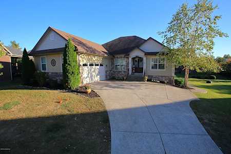 2205 Claymore Cir Louisville, KY 40245