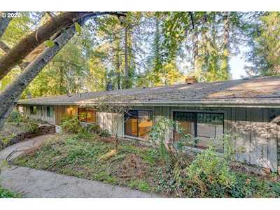 17095 Westview Dr Lake Oswego, OR 97034