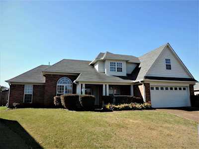 5025 Thornebrook Cv Bartlett, TN 38002