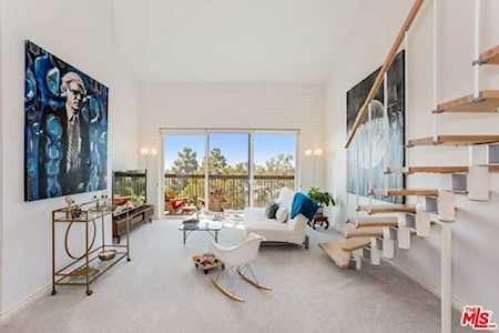 15515 W Sunset Boulevard #407 Pacific Palisades, CA 90272
