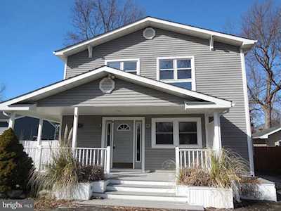 7812 Harbor Rd Pasadena, MD 21122