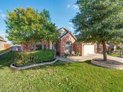 10212 Cantana Court Fort Worth, TX 76244